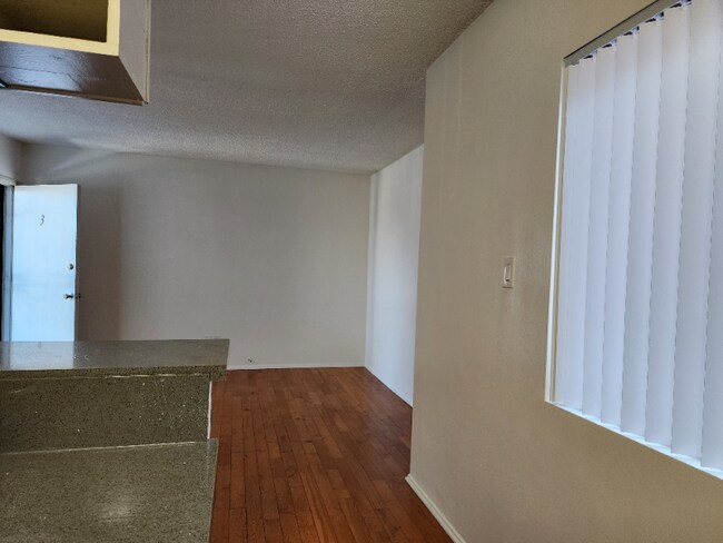 Foto del edificio - 24431 Hawthorne Blvd