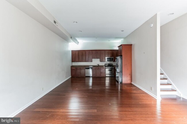 Foto del edificio - 2355 E York St