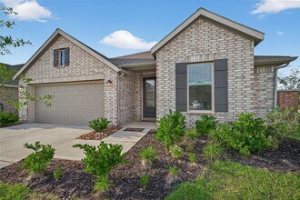 Building Photo - 27222 Woodridge Gln Dr