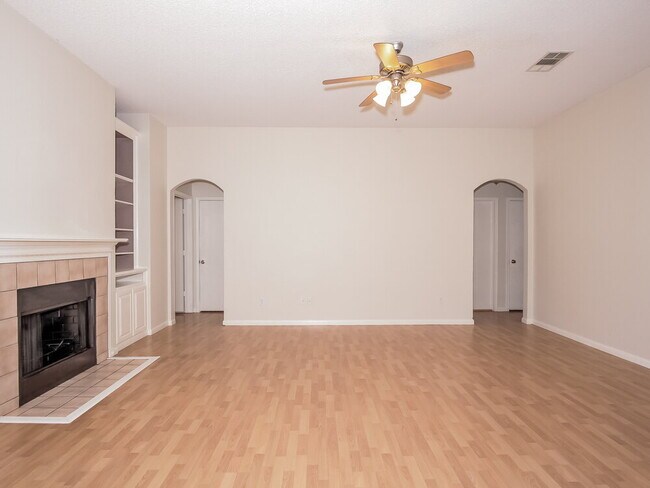 Foto del edificio - 925 Comiskey Ct