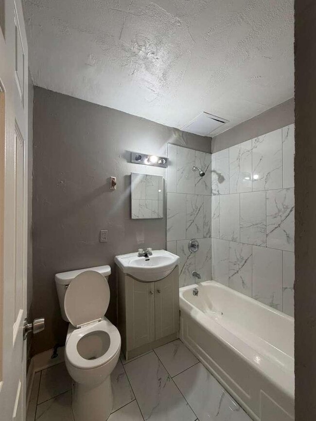 Foto del edificio - 4539 N 30th St