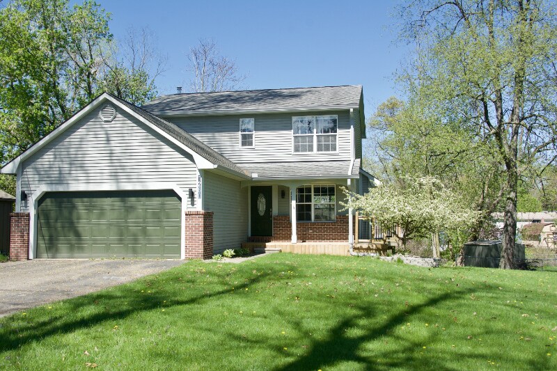 Primary Photo - 1260 Applewood St