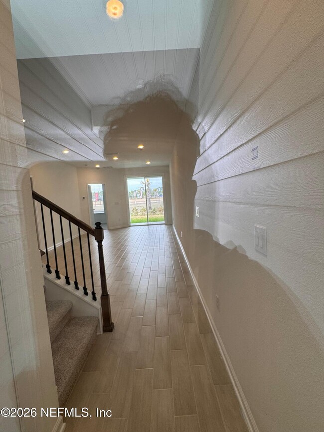 Building Photo - 109 Silver Myrtle Ct