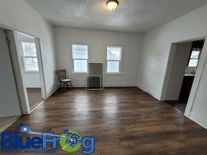 Building Photo - 1324 Cherry St