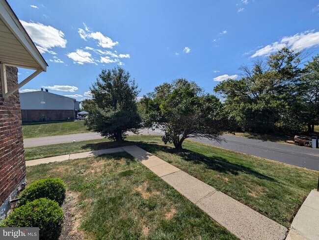 Foto del edificio - 607 Whitpain Hills