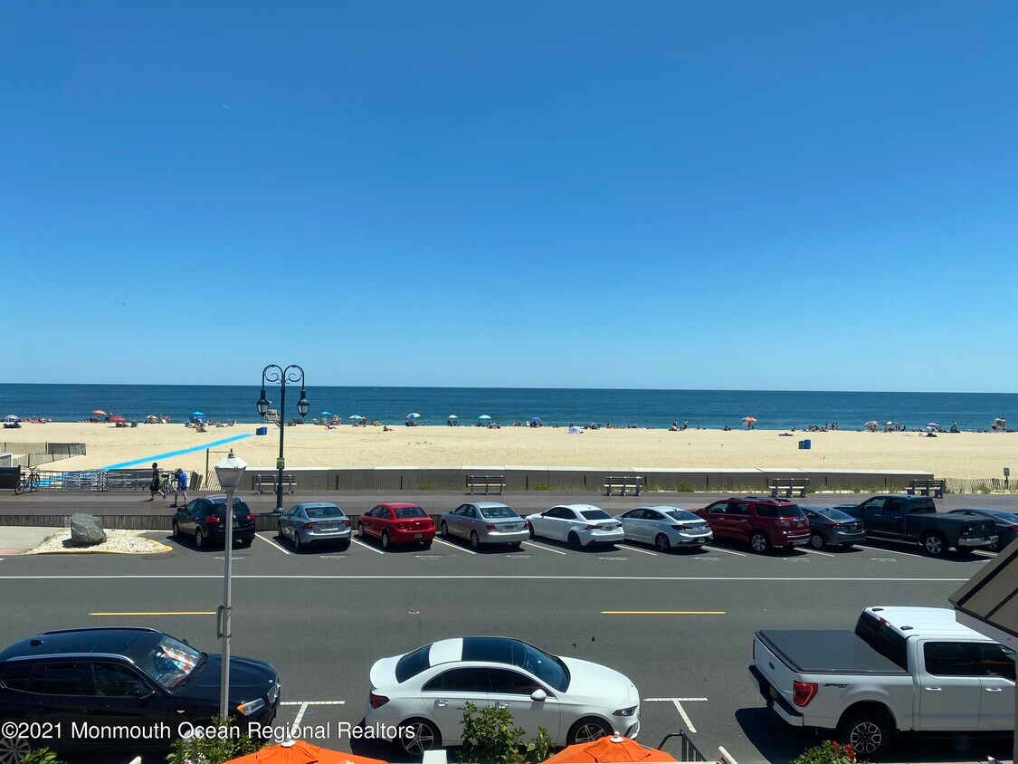 Primary Photo - 400 Ocean Ave