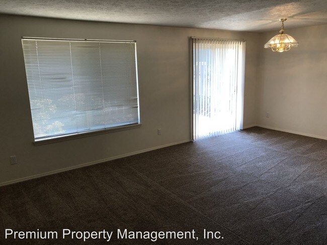 Foto del edificio - 1322-1324 Country Glen Ave NE