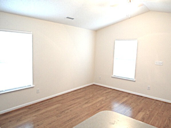Foto del edificio - 4705 Silverdene St