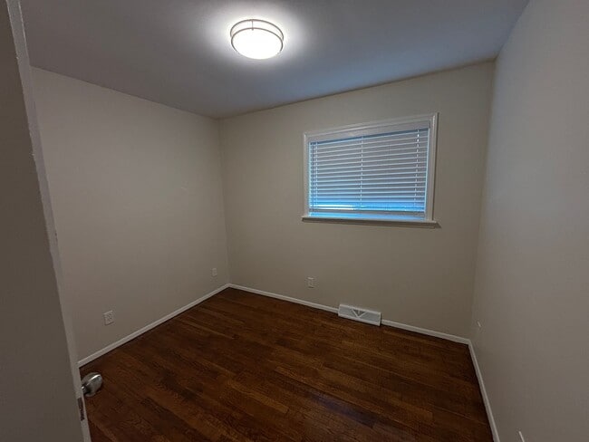 Building Photo - 4212 Princeton Ave