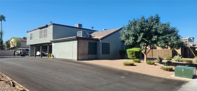 Foto del edificio - 1453 Santa Anita Dr