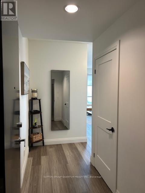 Building Photo - 388 Prince of Wales Dr