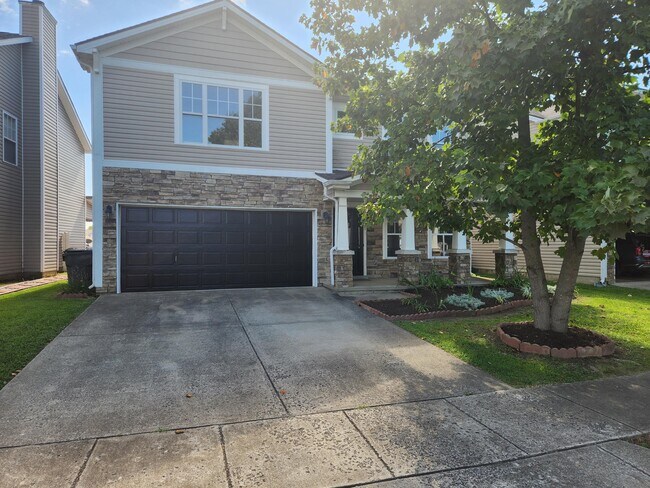 Building Photo - 1017 Applecross Dr