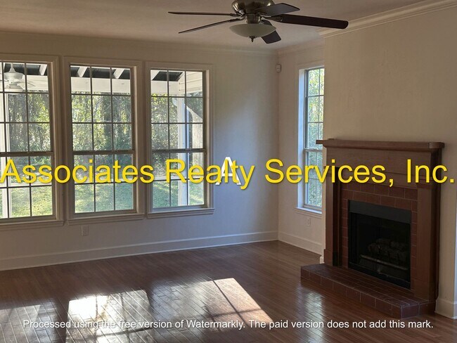 Foto del edificio - Private and Gated property-Scenic Millhopp...