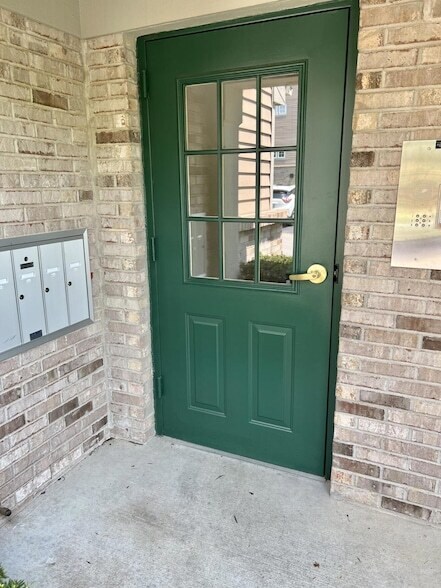 Building Photo - 1468 Taramore Dr