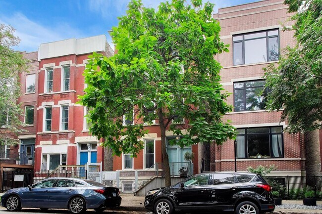 Foto del edificio - 1729 W Erie St