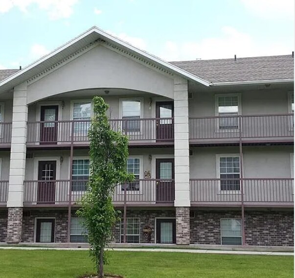 Building Photo - 1050 S Orem Blvd