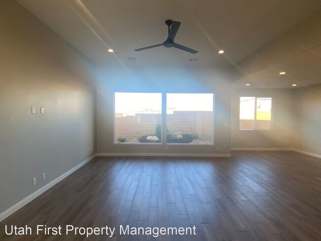 Building Photo - 3 br, 2 bath House - 1422 W Pocket Mesa Dr