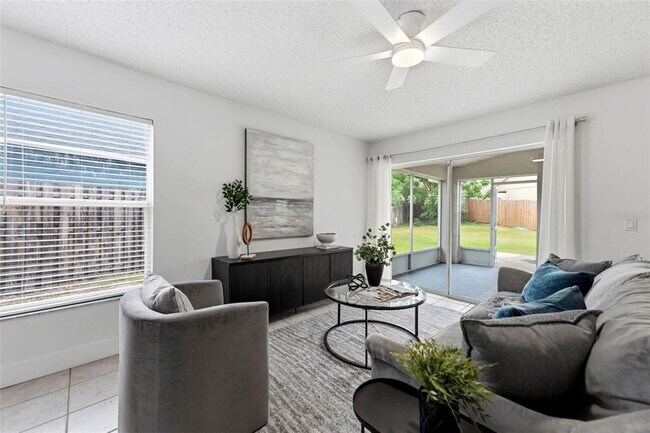 Foto del edificio - 6048 Sand Key Ln
