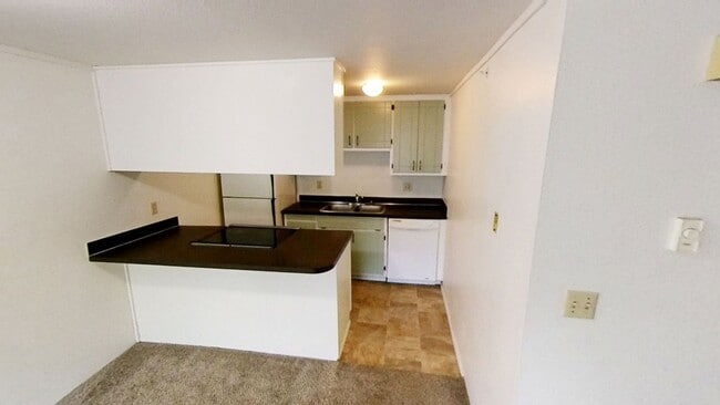 Interior Photo - Kendal Court Apartments, 2 Bedroom, 1 Bathroom Apartments for Rent!