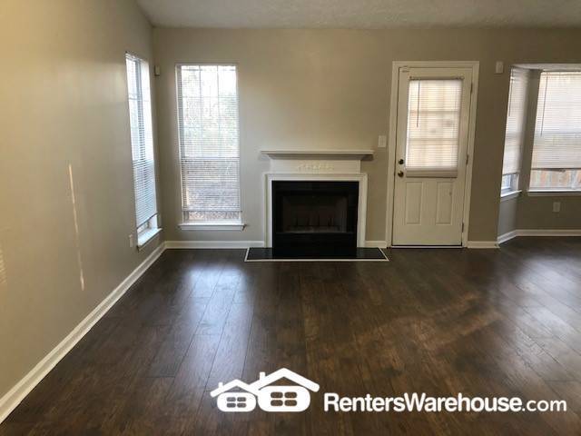 Building Photo - Amazing Ranch in great location!