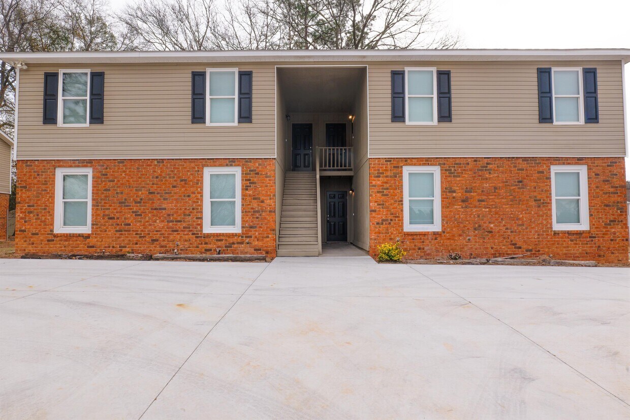 Primary Photo - 144 Conifer Dr
