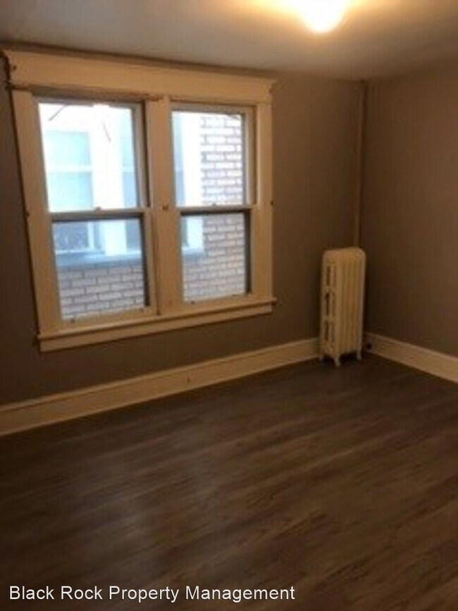 Building Photo - 3 br, 1 bath House - 141 W Abbott Street