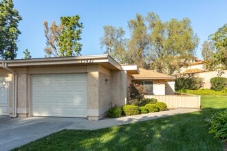 Building Photo - 15421 Village 15