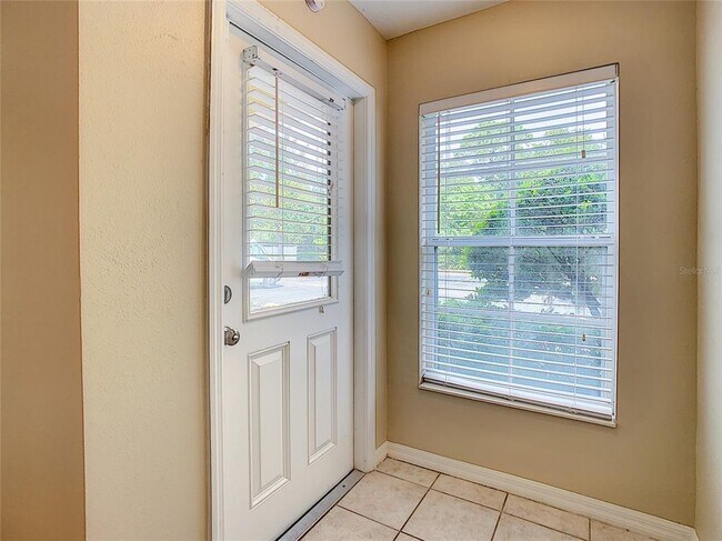 Building Photo - 9438 Charlesberg Dr