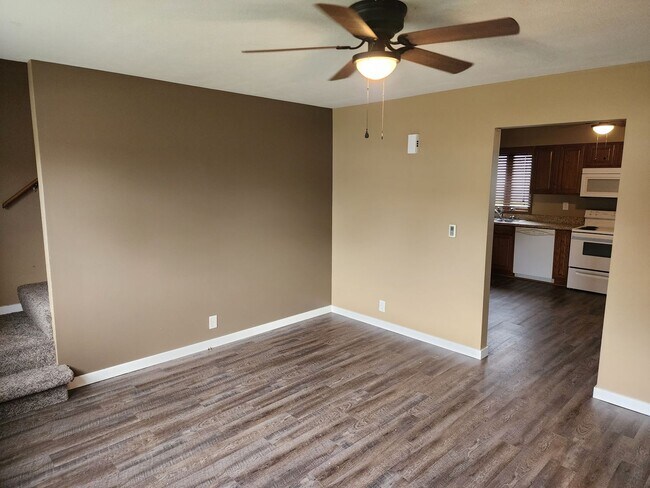 Foto del edificio - 613 Cedar St