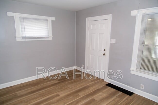 Foto del edificio - 1503 Dawson St