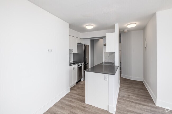 Studio, 1 salle de bain - 482 pi² - Cuisine - 5815 Yew Street