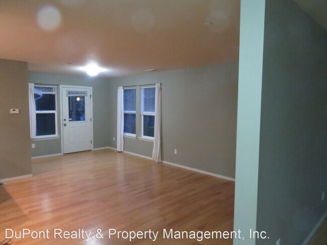 Building Photo - 3 br, 2.5 bath House - 1749 Hoffman Hill B...