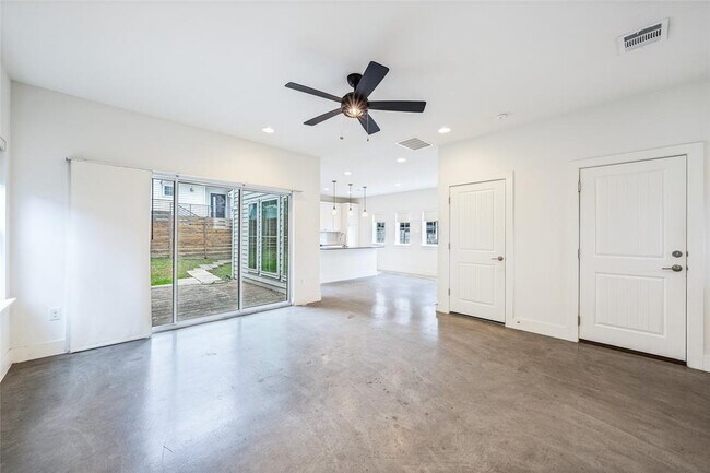 Foto del edificio - 1213 Eleanor St