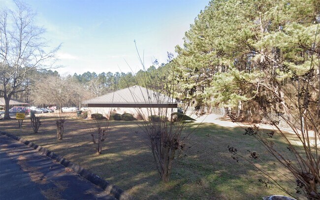 Foto del edificio - 125 Robin Rd