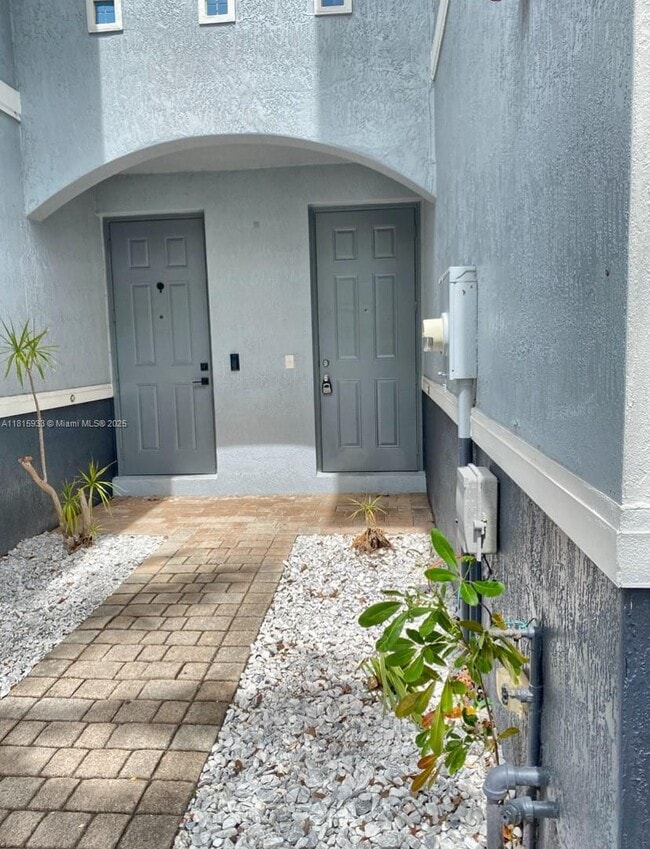 Building Photo - 1446 NW 34th Way