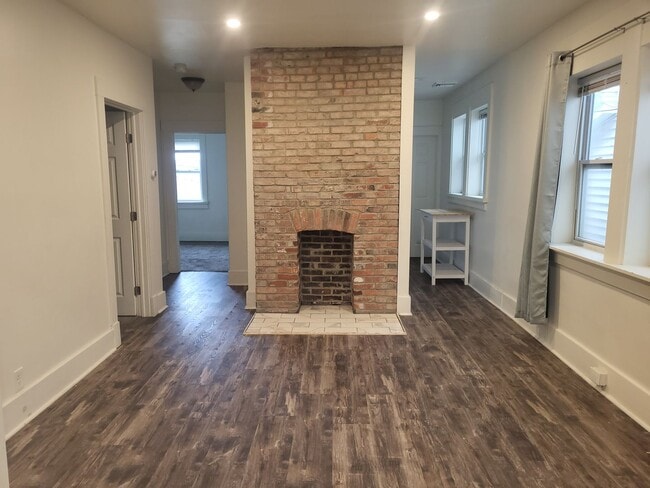 Foto del edificio - 315-315 Birmingham Ave