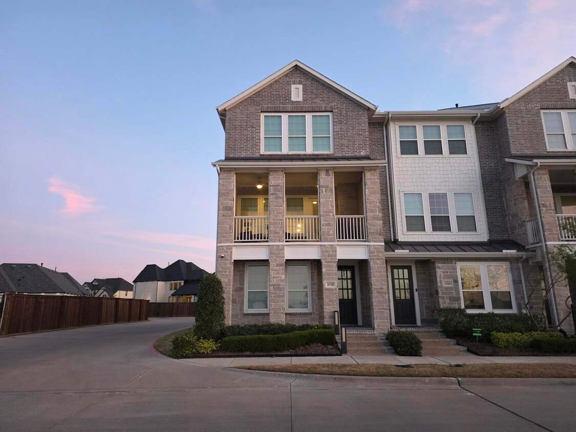 Photo - 1328 Island Vista Dr (Arlington, TX)