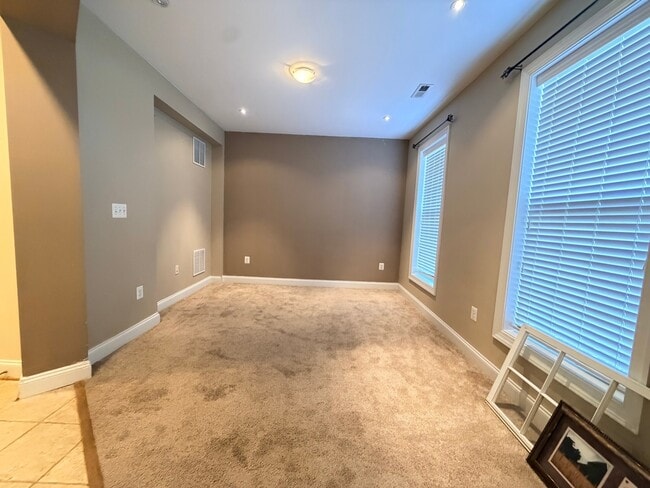 Foto del edificio - 15908 Mackenzie Manor Dr