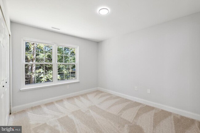 Building Photo - 5614 Wahoo Ct