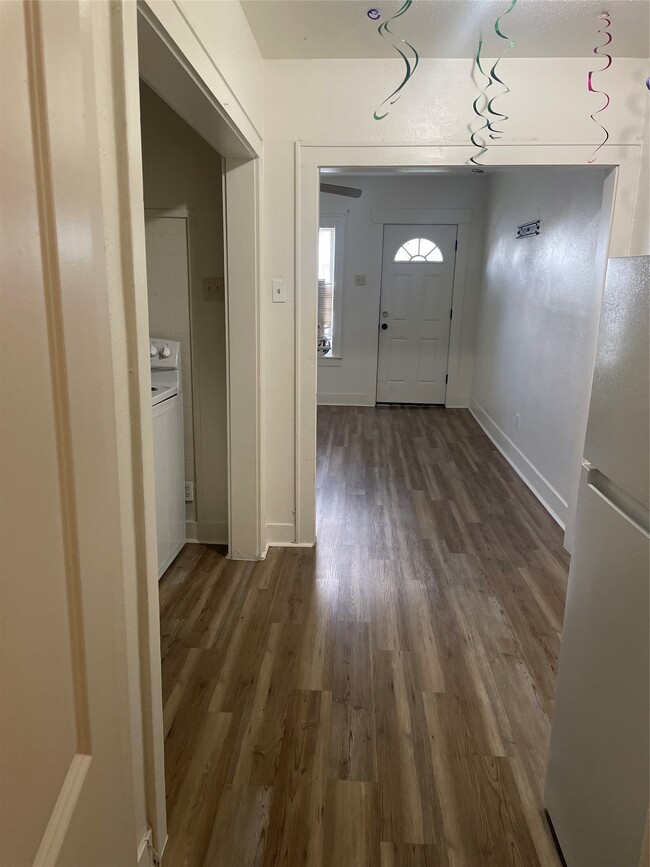Foto del edificio - 7021 Hemlock St