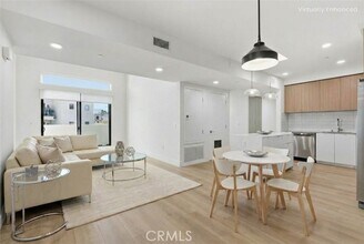 Building Photo - 12078 Guerin St