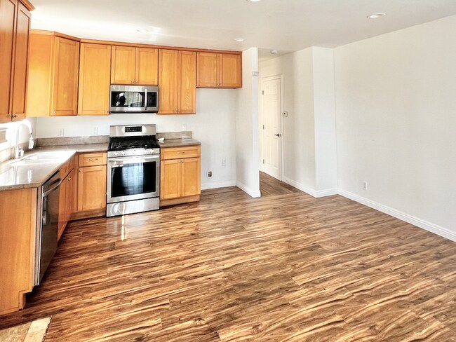 Foto del edificio - 5507 S Manhattan Pl
