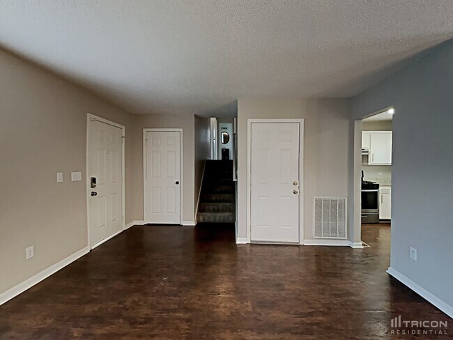 Building Photo - 114 Ivy Brook Dr