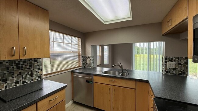 Building Photo - 343 Caribbean Dr