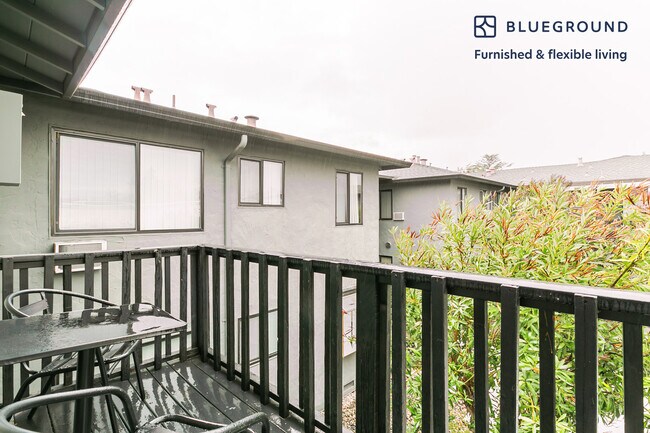 Foto del edificio - 1945 Latham St