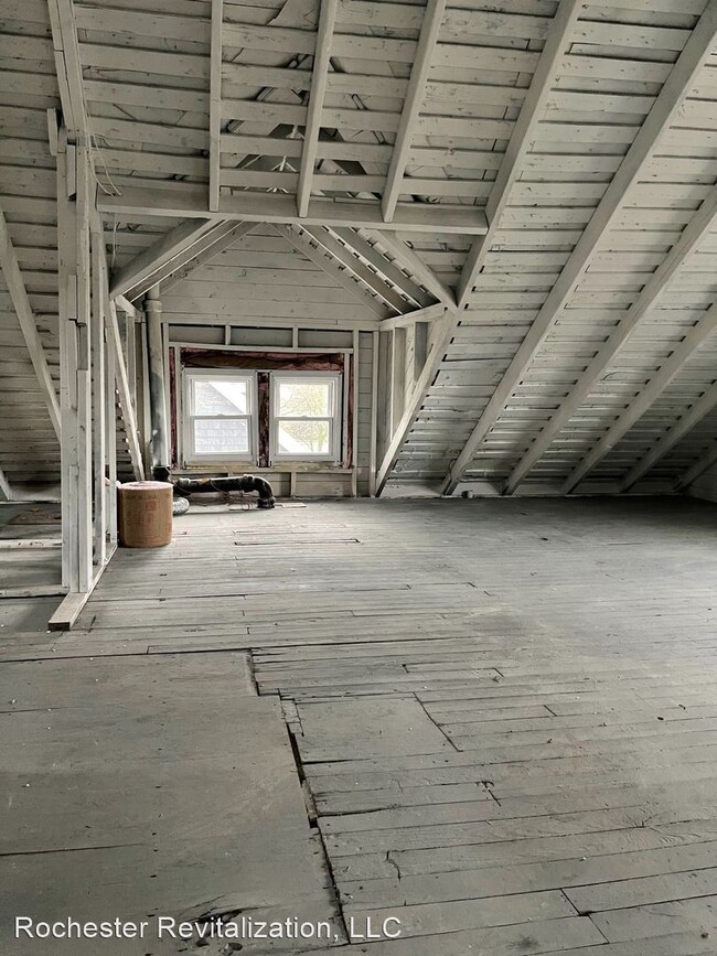 Building Photo - 4 br, 2 bath House - 826 Seward St