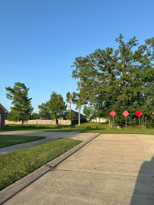 Building Photo - 372 Gaston Ln