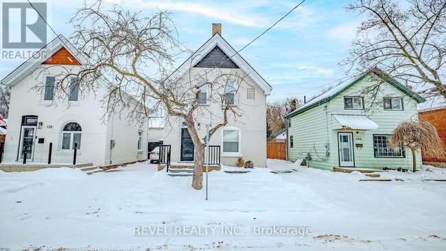 Building Photo - 128 Cayuga St