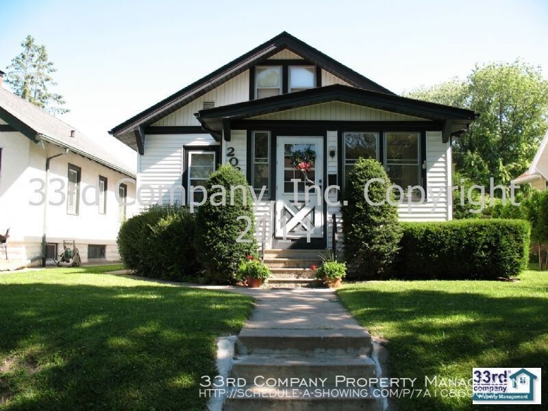 Primary Photo - Beautiful Mac/Groveland Bungalow!