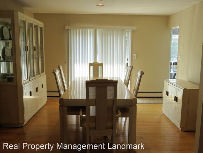 Foto del edificio - 3 br, 2.5 bath House - 52 Norman Lane
